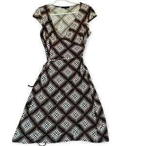 Laundry by Shelli Segal Geometric Wrap Dress Size 10